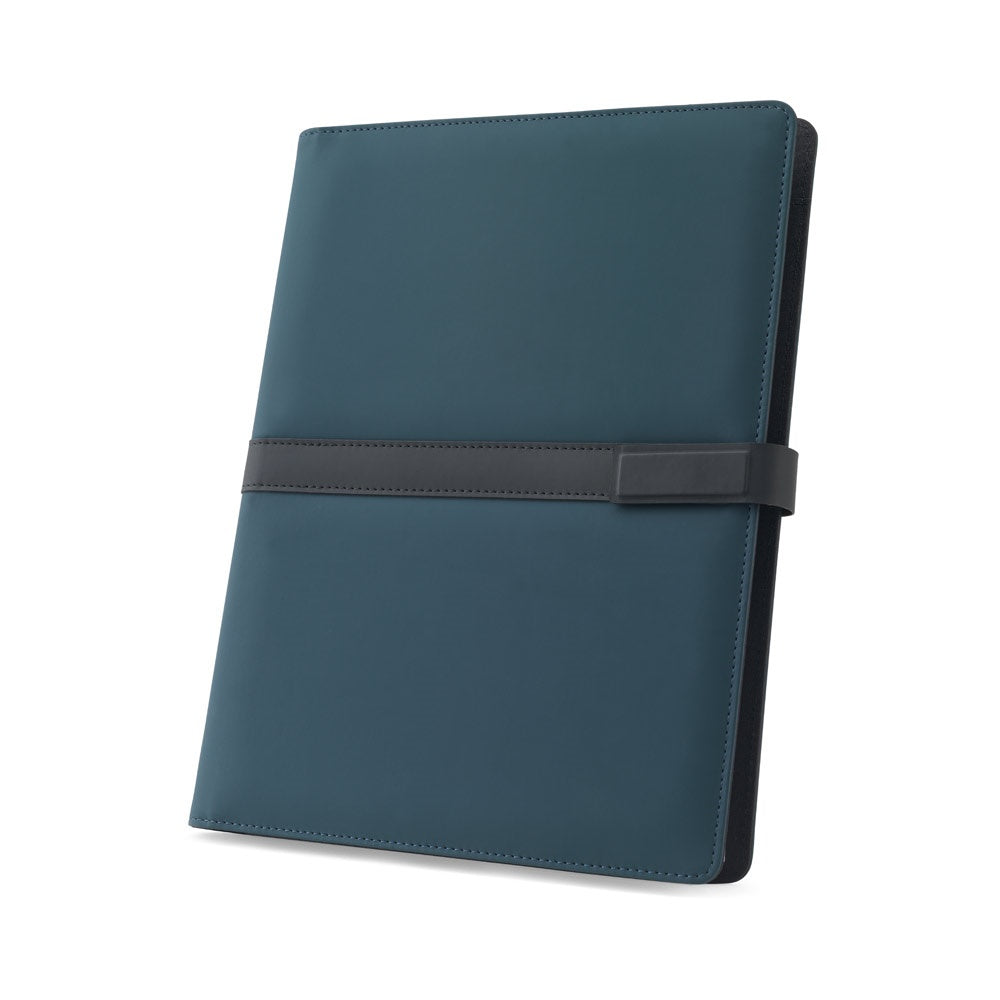 SANDERSON FOLDER. A4 zložka v PU (50% recyklovaný) s magnetickým uzáverom a zápisníkom s linajkovými stránkami - 104